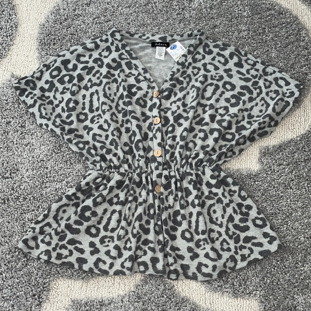 Adara cheetah print blouse. Size 1X new with tags